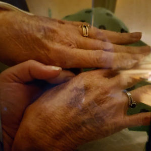 Meet your Posher, Stacy